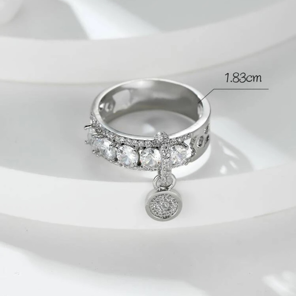 Classic Disc Pendant Ring